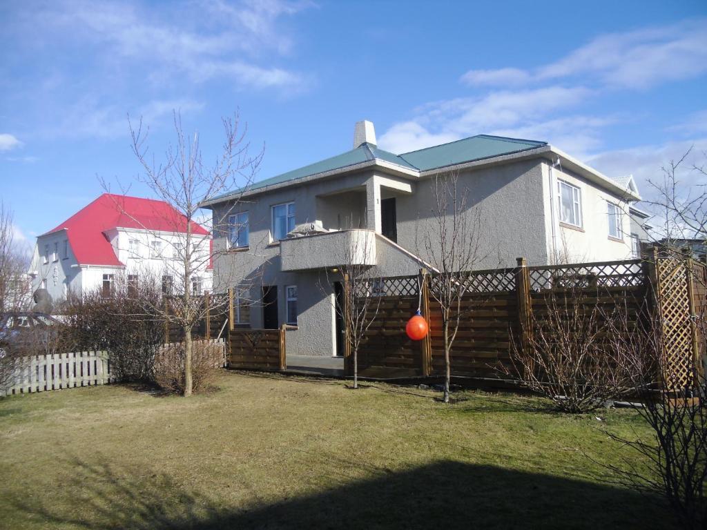 Teigur Guesthouse Akranes Buitenkant foto